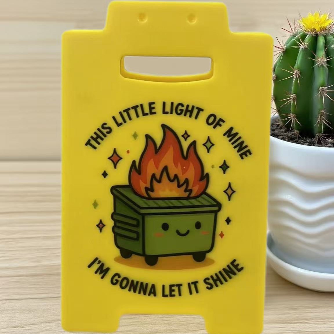 Creative Desktop Figure Decor  - Office Xp 评论和价格